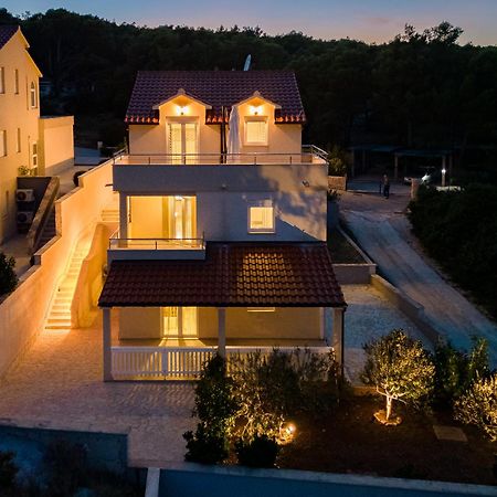 Villa Zdenka Milna  Exterior photo